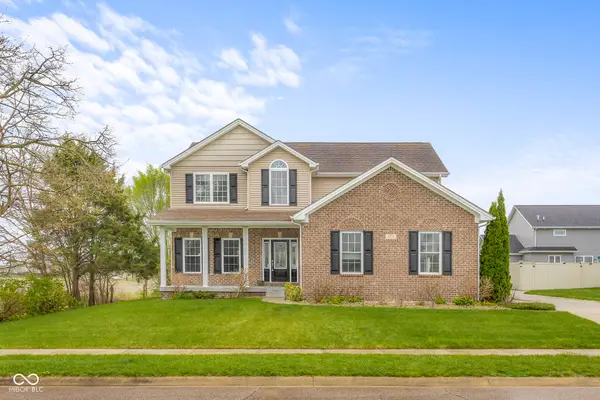 2503 Violet Way, Columbus, IN 47201