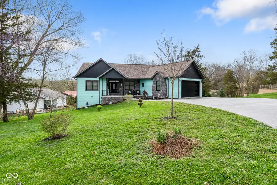 220 N Jefferson Street, Nashville, IN 47448 - #2