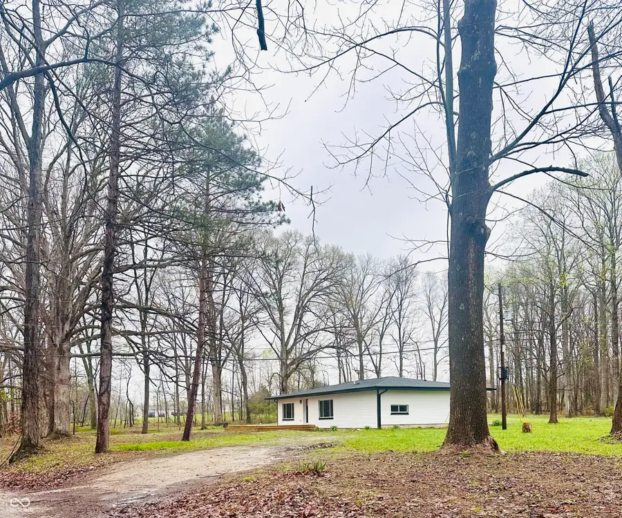 1307 Clark Road, Spencer, IN 47460 - #3