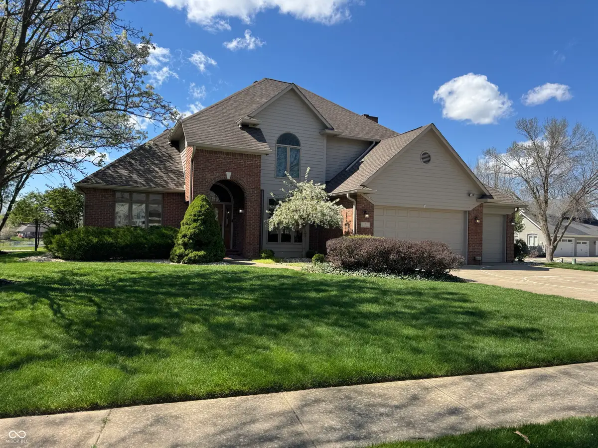 84 Racquet Court, Greenwood, IN 46142 - #1