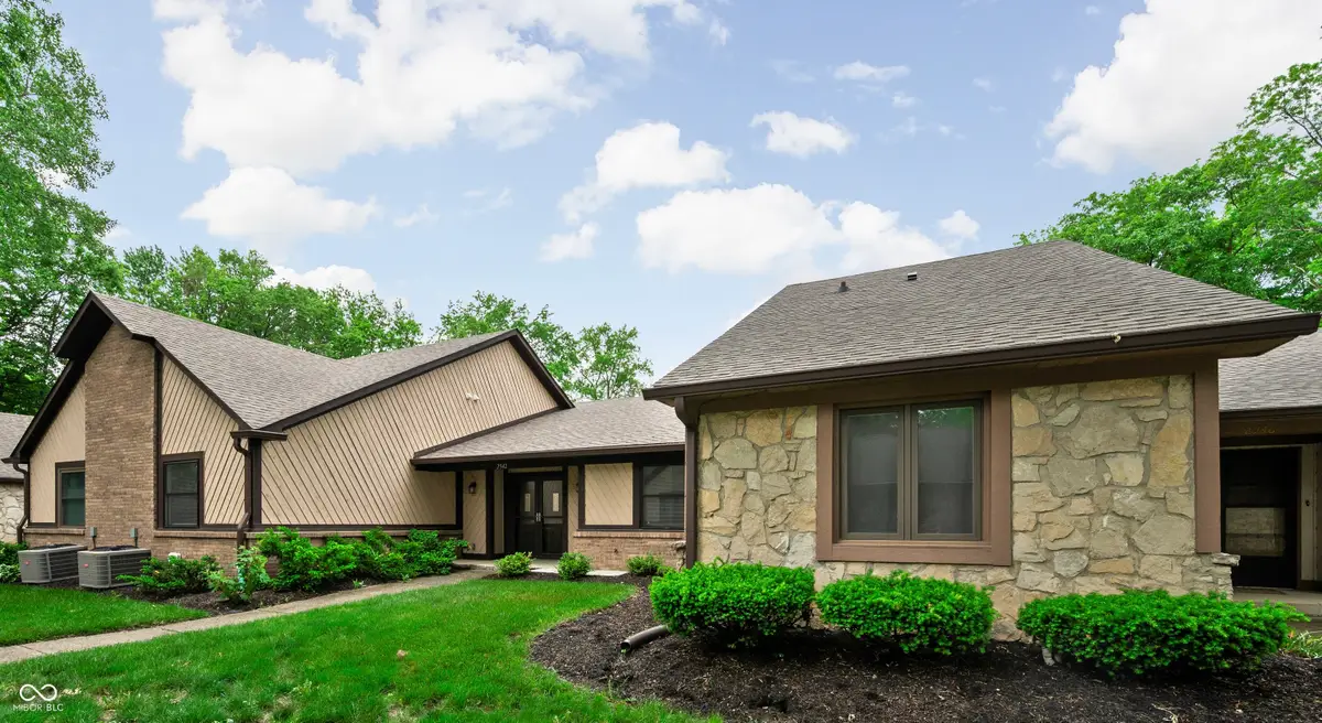 2942 Stauffer Row, Indianapolis, IN 46268 - #1