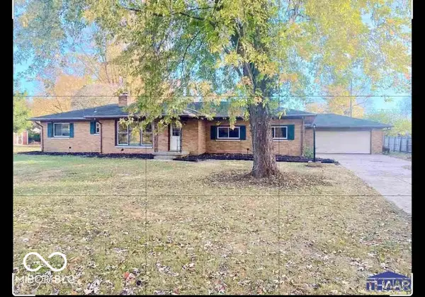 1015 Elizabeth Lane, Terre Haute, IN 47802