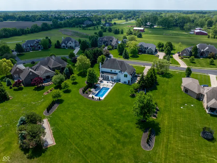 7850 Cheval Rue Court, Zionsville, IN 46077 - #2