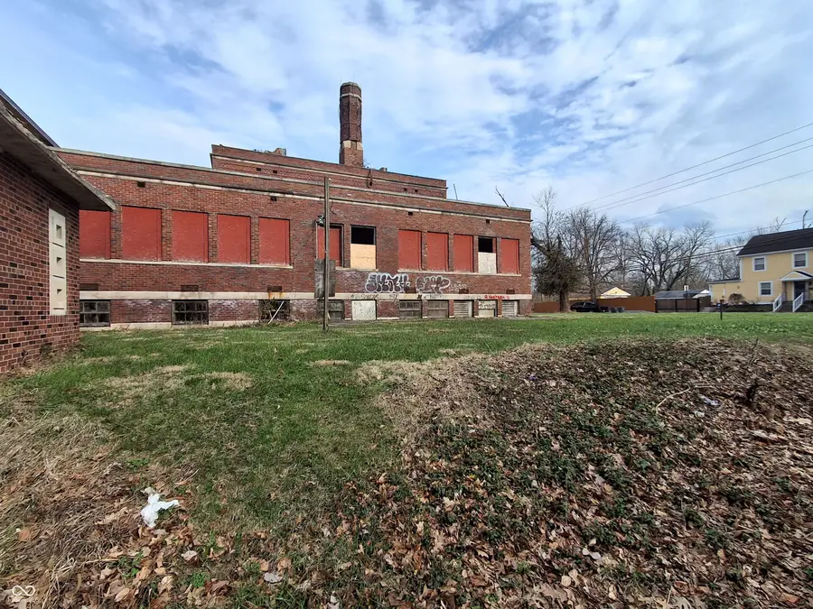 3614 E 36th Street, Indianapolis, IN 46218 - #3