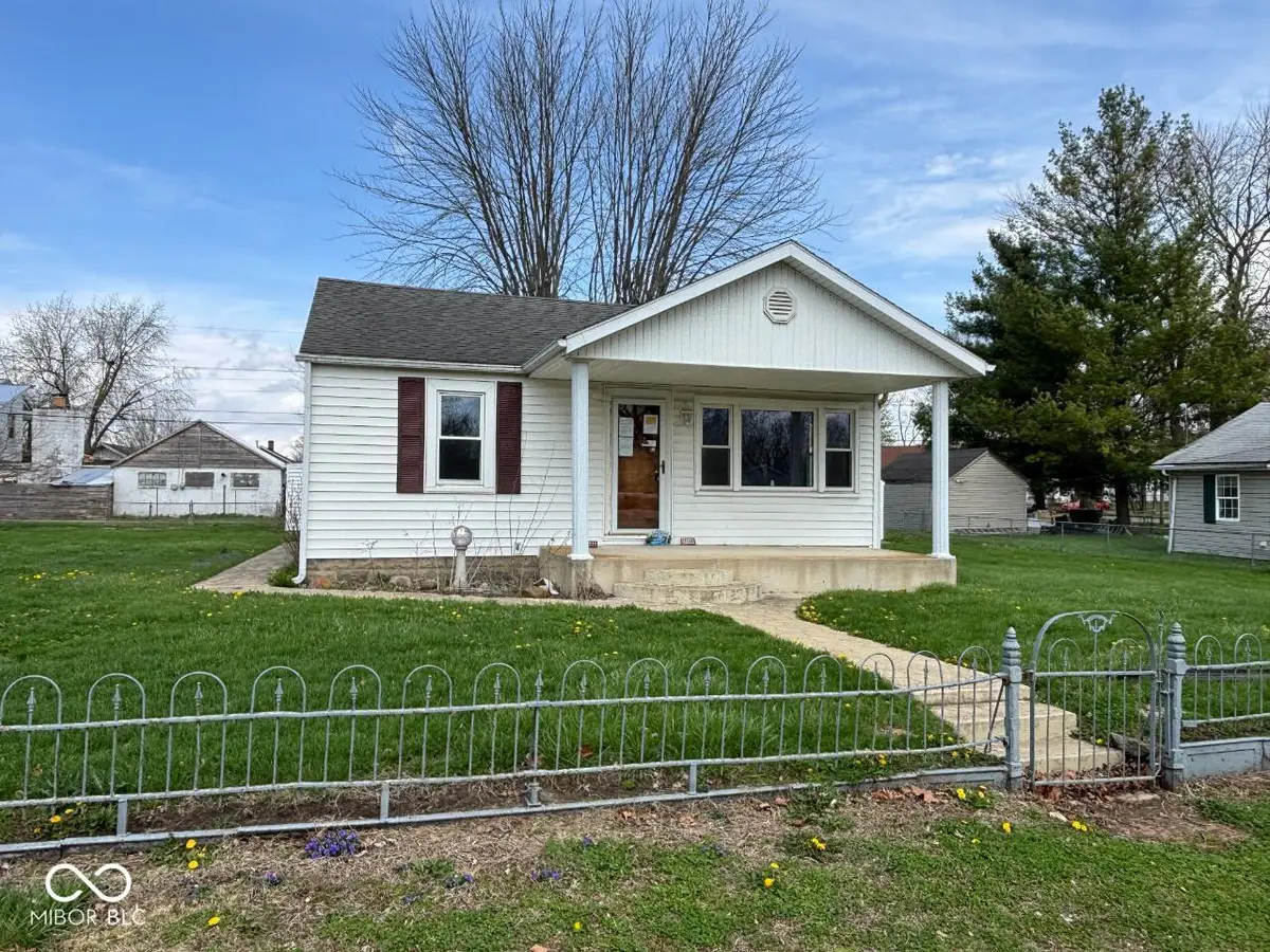 1114 W 17th Street, Muncie, IN 47302 - #1