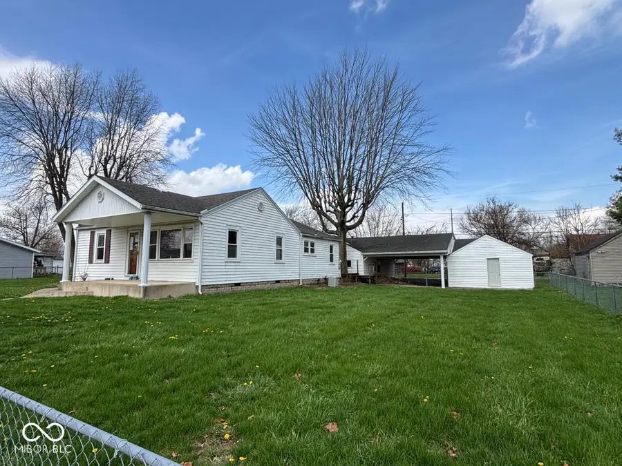 1114 W 17th Street, Muncie, IN 47302 - #2