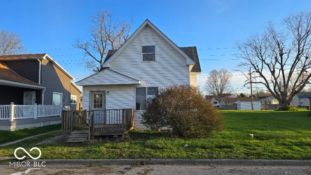 1914 S L Street, Elwood, IN 46036 - #1