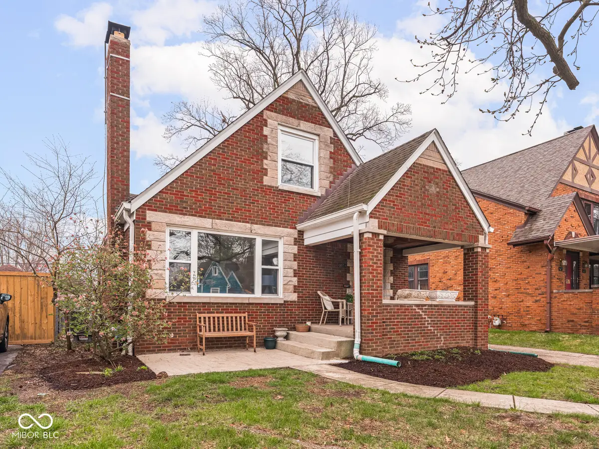 1139 N Hawthorne Lane, Indianapolis, IN 46219 - #1