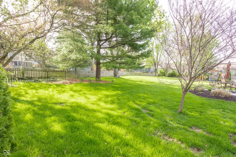 55 Waterford Court, Zionsville, IN 46077 - #2