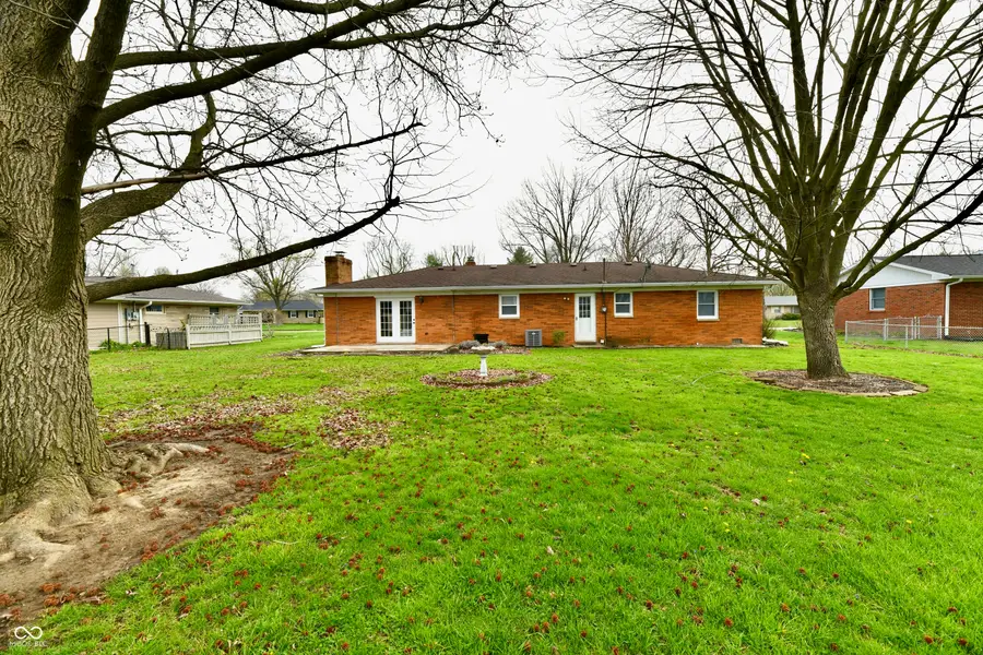 20 Roselawn Avenue, Brownsburg, IN 46112 - #3