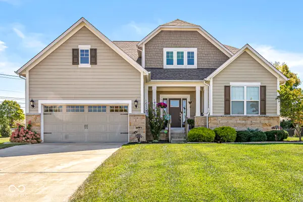 9627 Summerton Drive, Fishers, IN 46037