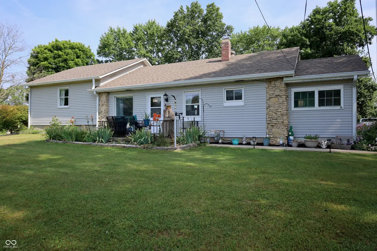 48 W Greencastle Road, Mooresville, IN 46158 - #1