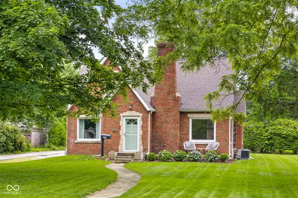 2645 Washington Street, Columbus, IN 47201