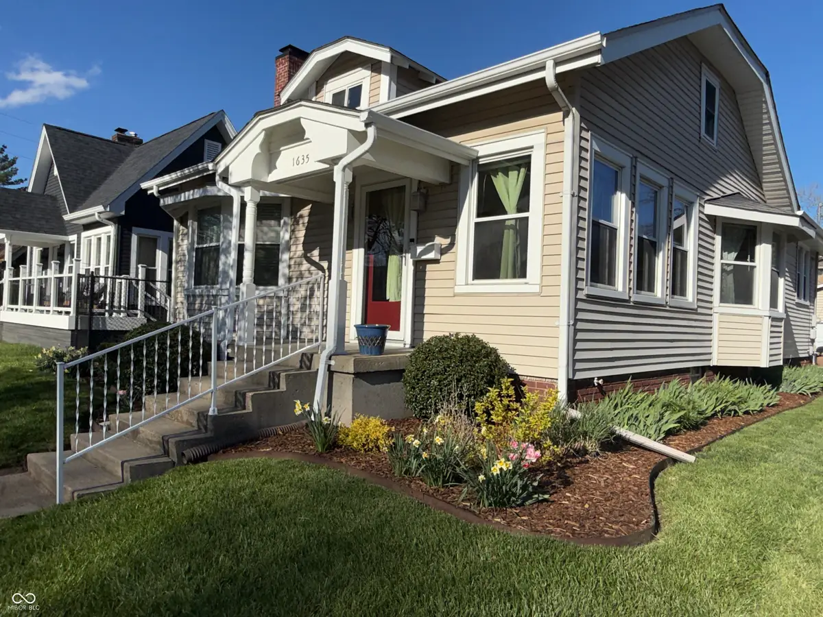 1635 Washington Street, Columbus, IN 47201 - #1