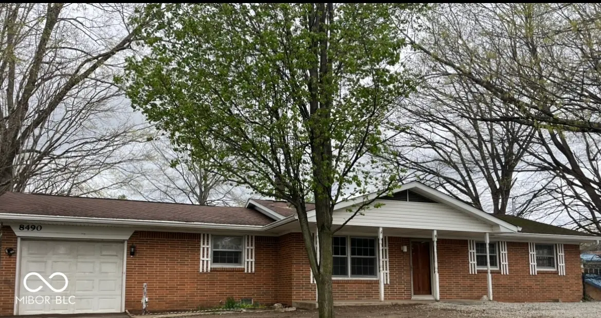 8490 Central Avenue, Martinsville, IN 46151 - #1