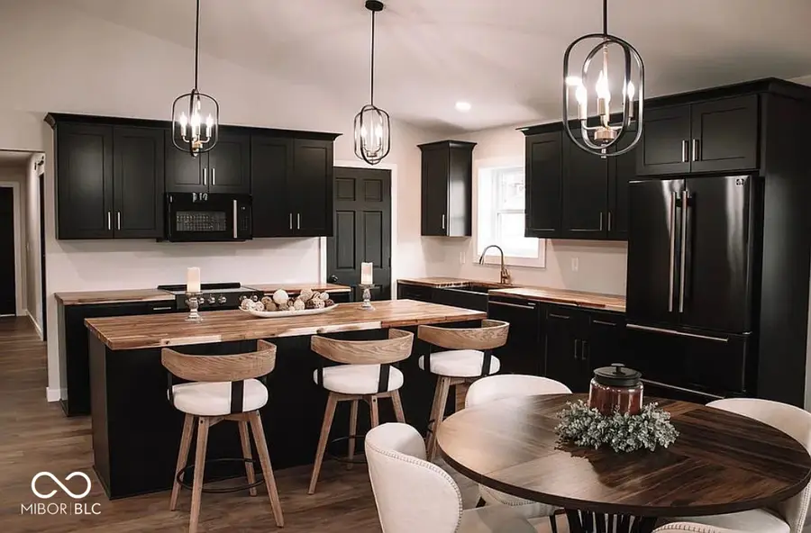 424 W 1st Street, Rushville, IN 46173 - #3