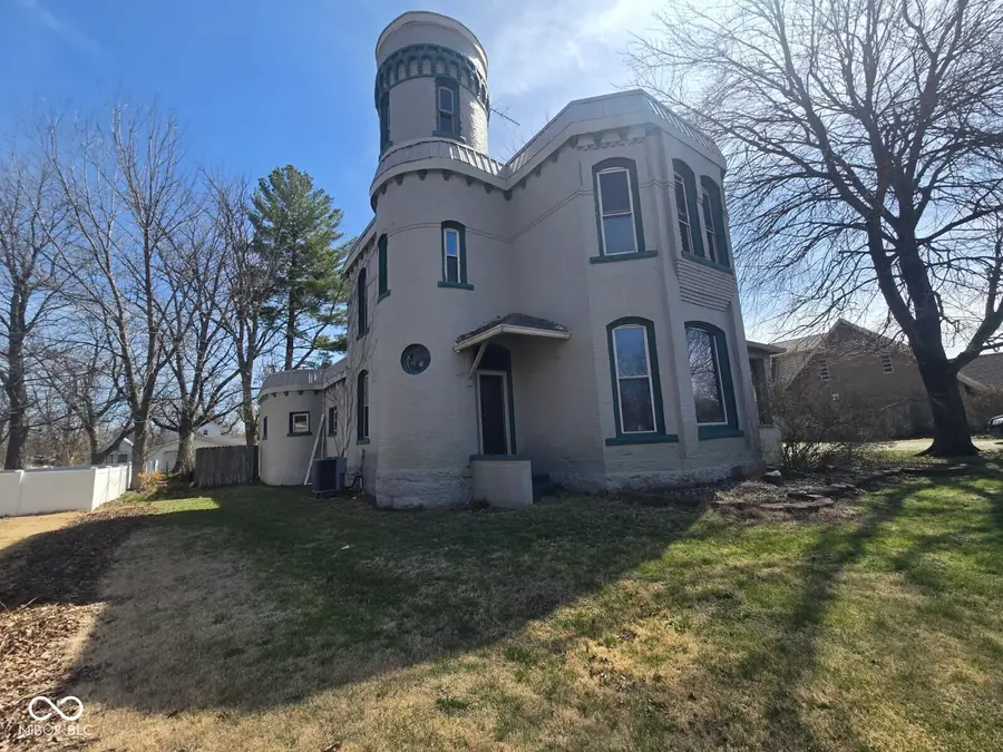 214 N Maple Street, Dana, IN 47847 - #2