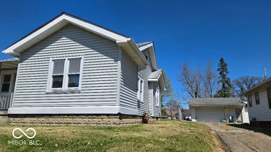 240 W 37th Street, Anderson, IN 46013 - #3