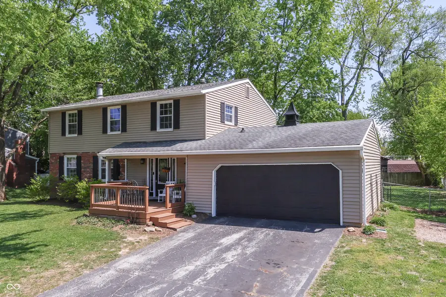 701 Meadowview Lane, Greenwood, IN 46142 - #2