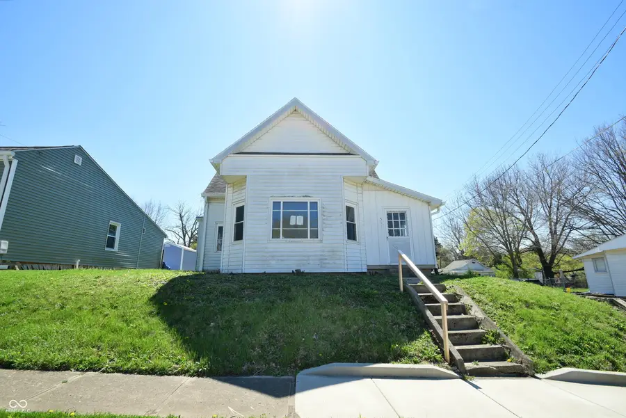 501 E Main Street, Lewisville, IN 47352 - #2