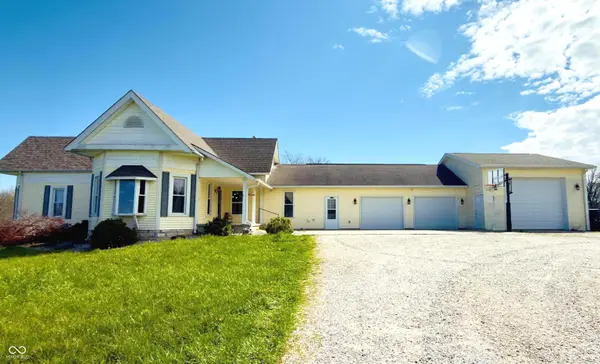 15241 E Jackson Road, Hope, IN 47246