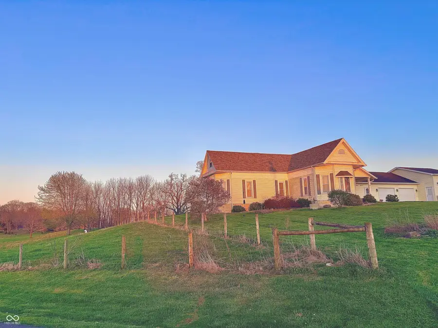 15241 E Jackson Road, Hope, IN 47246 - #2