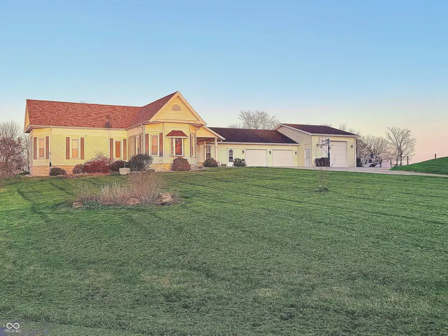 15241 E Jackson Road, Hope, IN 47246 - #3