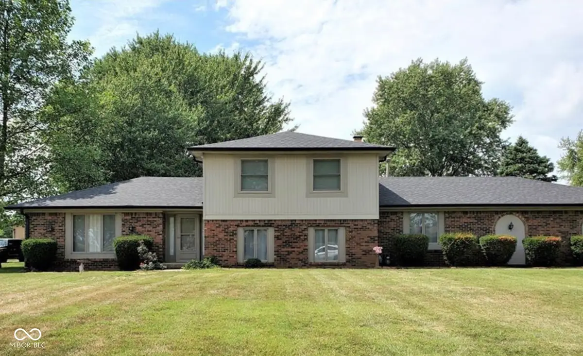 1110 S Heron Court, New Palestine, IN 46163 - #1