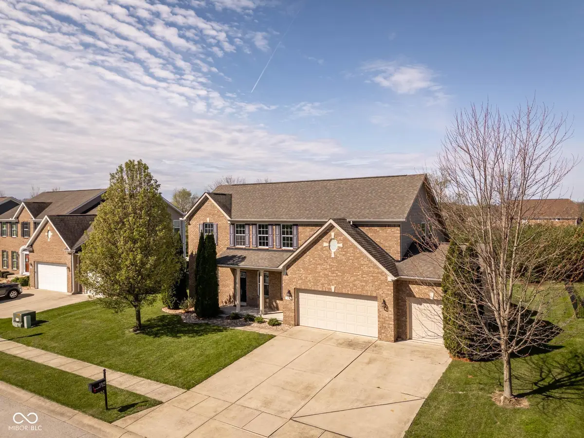 5828 Sunnyvalle Drive, Bargersville, IN 46106 - #1