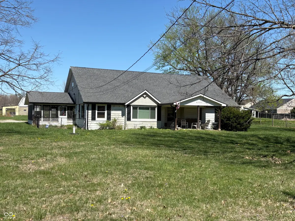 6590 E County Road 100 S, Avon, IN 46123 - #1