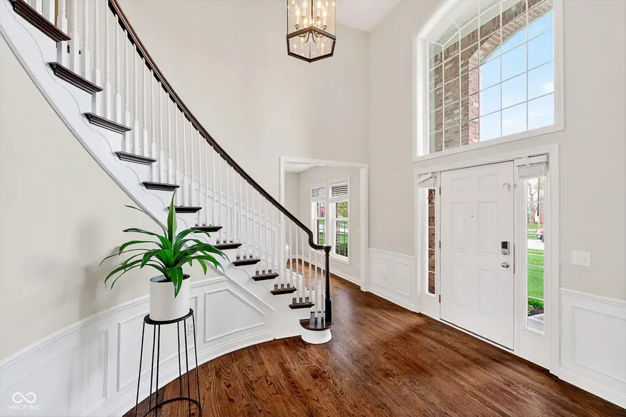 9375 Cobblestone Court, Zionsville, IN 46077 - #2