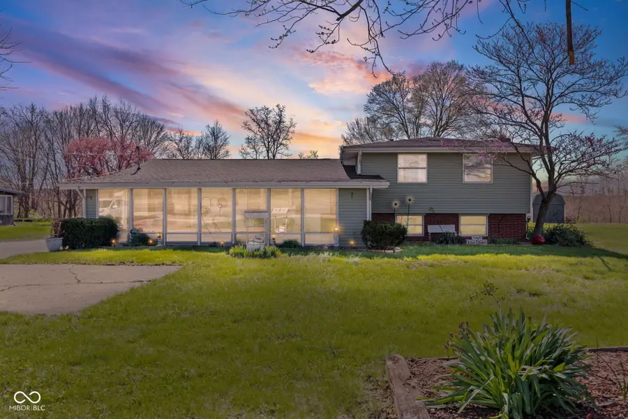 1323 S River Road, Attica, IN 47918 - #3