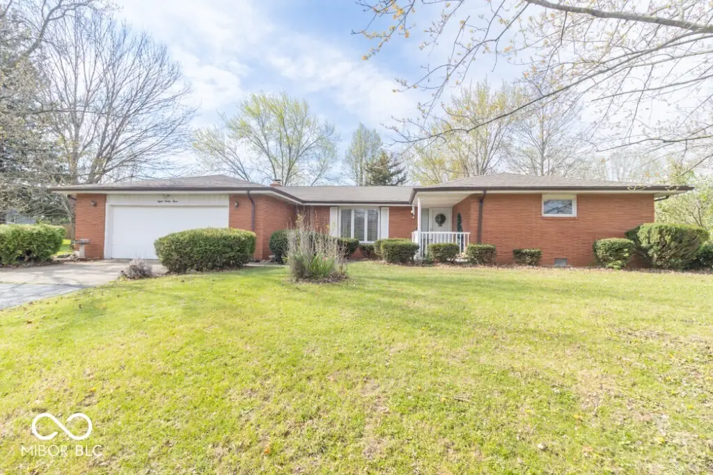 823 Southview Drive, New Castle, IN 47362 - #1