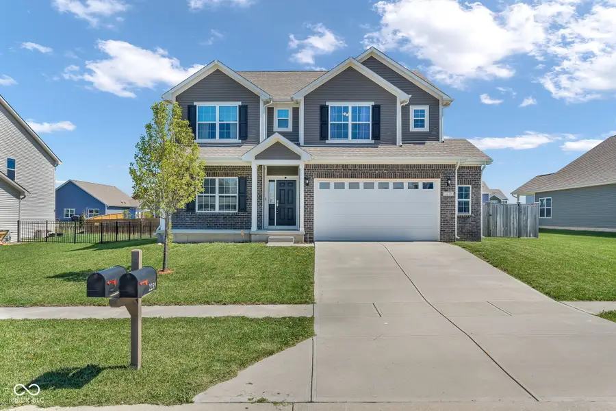 2239 Summer Shore Drive, Greenwood, IN 46143 - #2