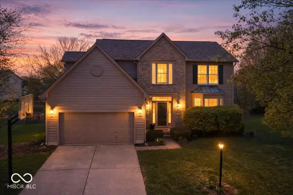 8392 Eastbay Drive, Indianapolis, IN 46236