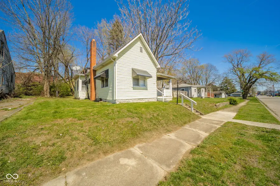 1310 W 13th Street, Anderson, IN 46016 - #2