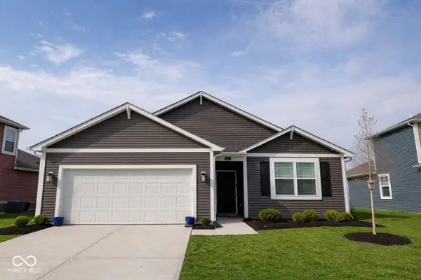 1402 Buttercup Lane, Shelbyville, IN 46176