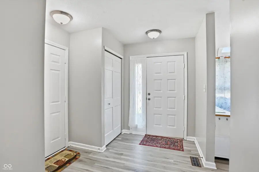 8953 Baywood Circle, Indianapolis, IN 46256 - #2