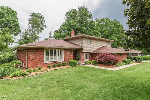 1640 Ridge Hill Lane, Indianapolis, IN 46217