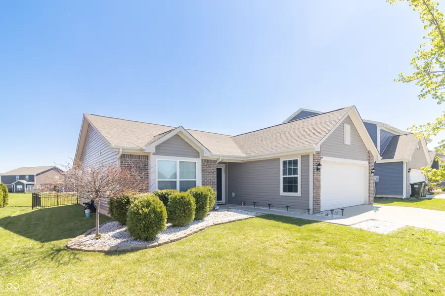 497 Haywood Drive, Greenfield, IN 46140 - #2