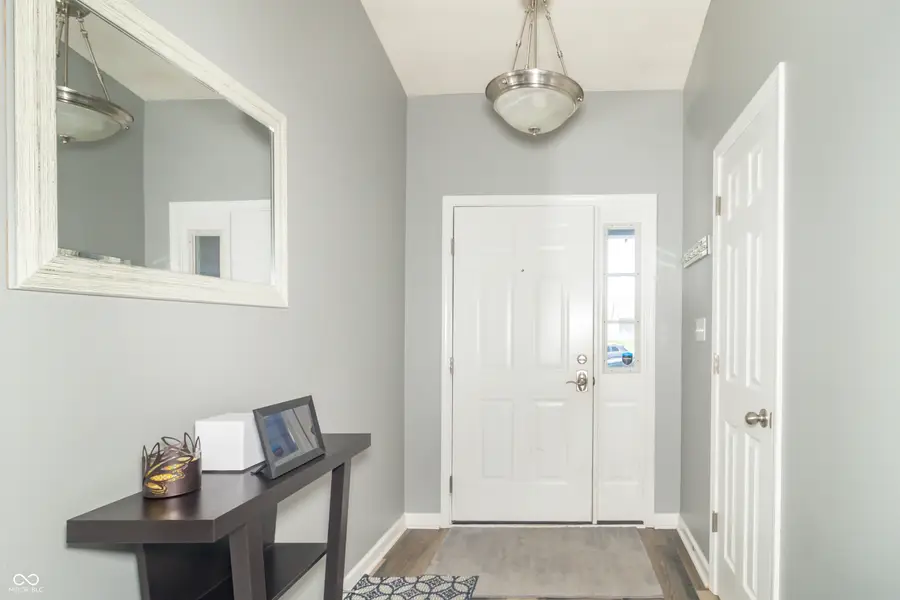 497 Haywood Drive, Greenfield, IN 46140 - #3