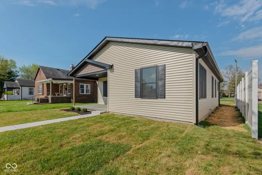 2028 Newton Street, Columbus, IN 47201 - #2