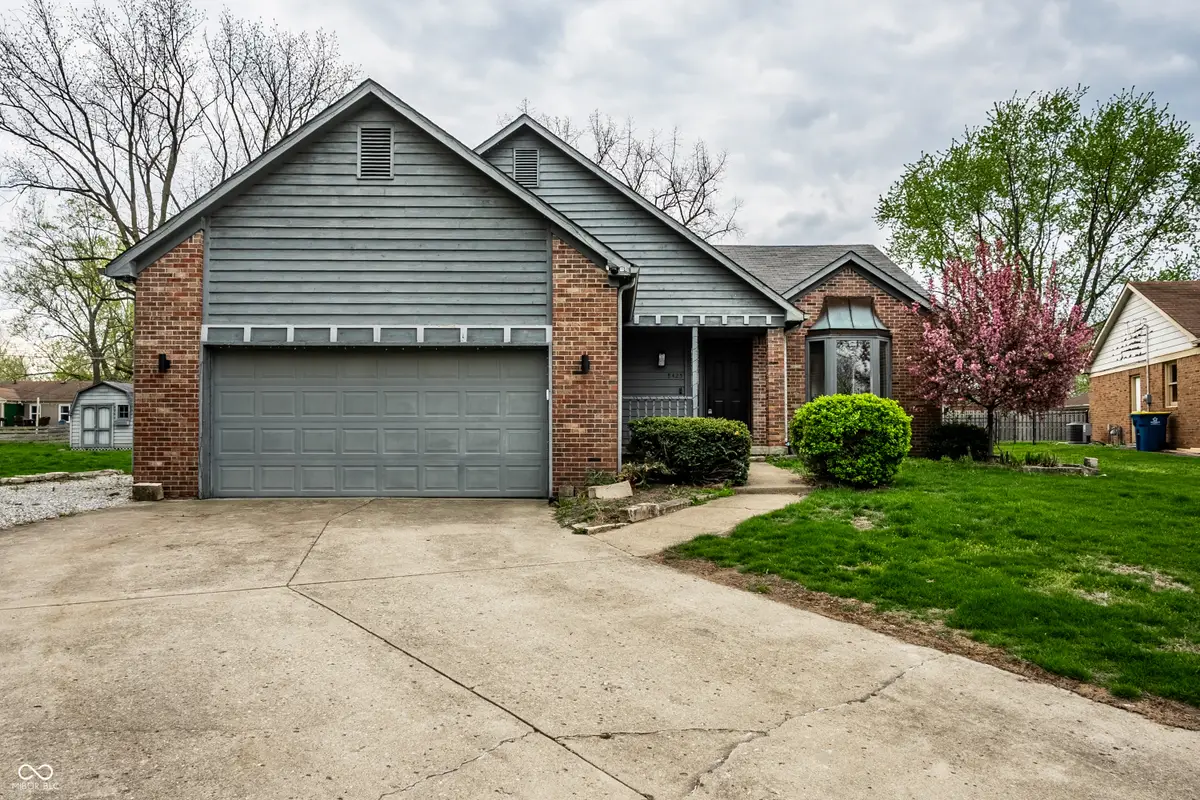 8425 Carthay Circle, Fishers, IN 46038 - #1