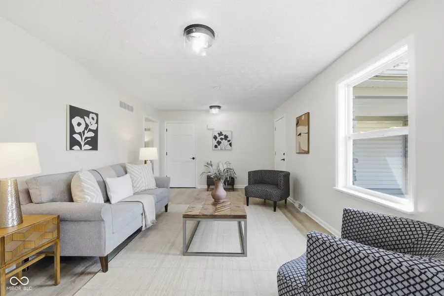 2204 Walnut Way, Noblesville, IN 46062 - #3