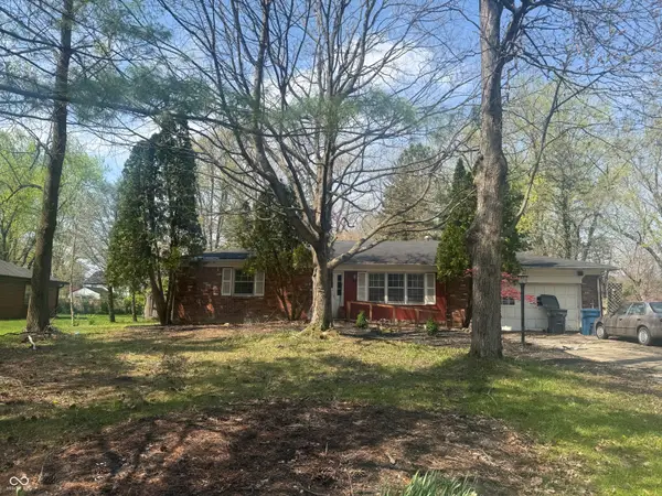 8846 Holliday Drive, Indianapolis, IN 46260