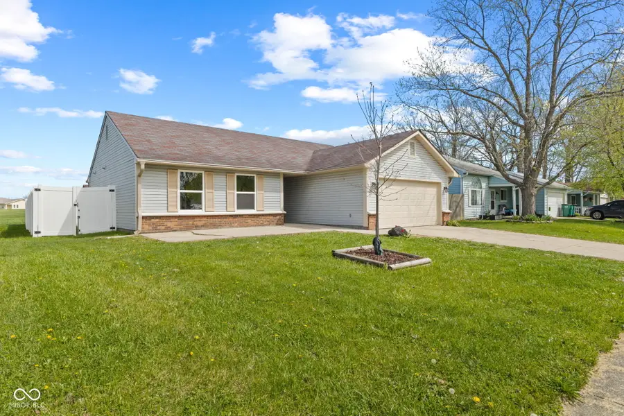 1426 Nicole Drive, Franklin, IN 46131 - #2