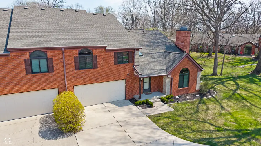 9261 Golden Leaf Way, Indianapolis, IN 46260 - #2