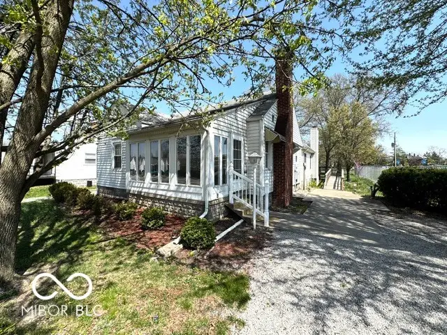 411 N College Street, Rockville, IN 47872 - #2