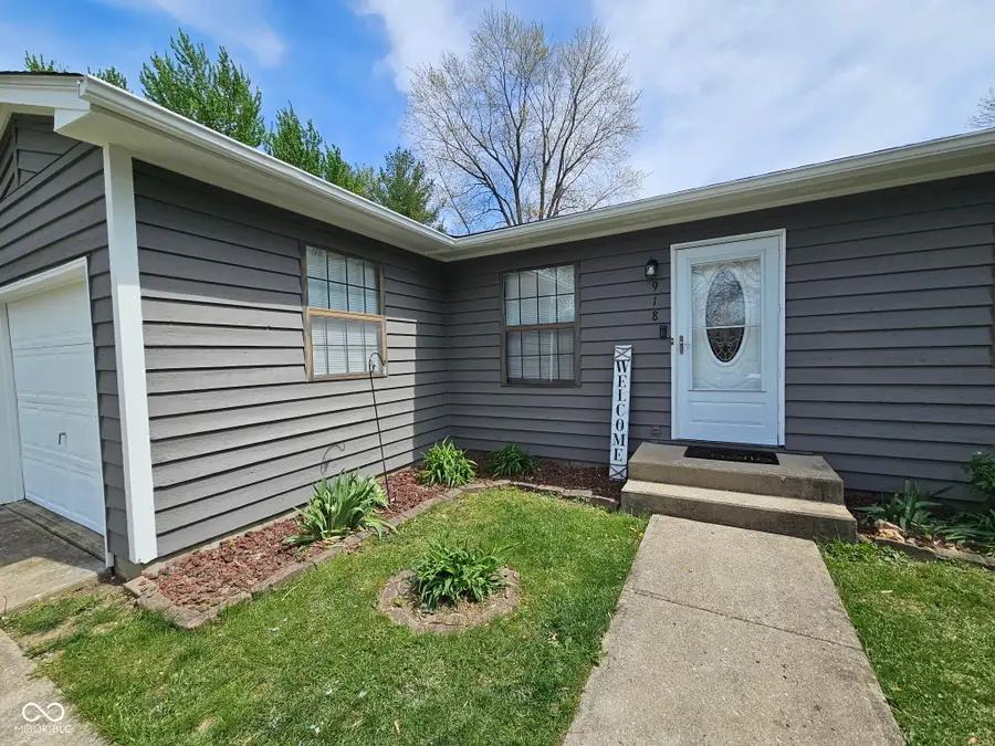 918 Anderson Street, Shelbyville, IN 46176 - #2