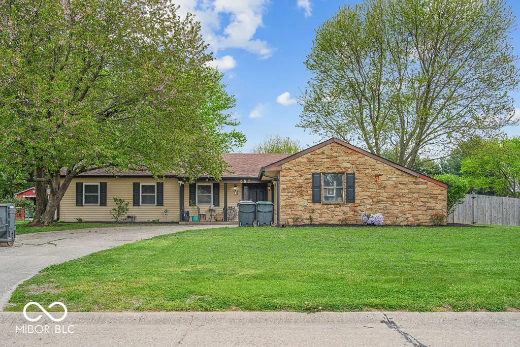 387 Pleasantview Boulevard, Greenwood, IN 46142 - #1